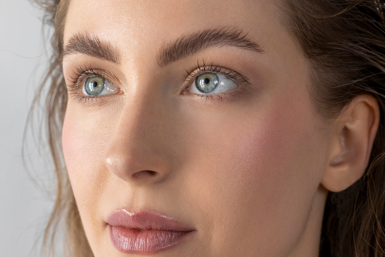 Do Lash Serums Work? Myths vs. Reality
